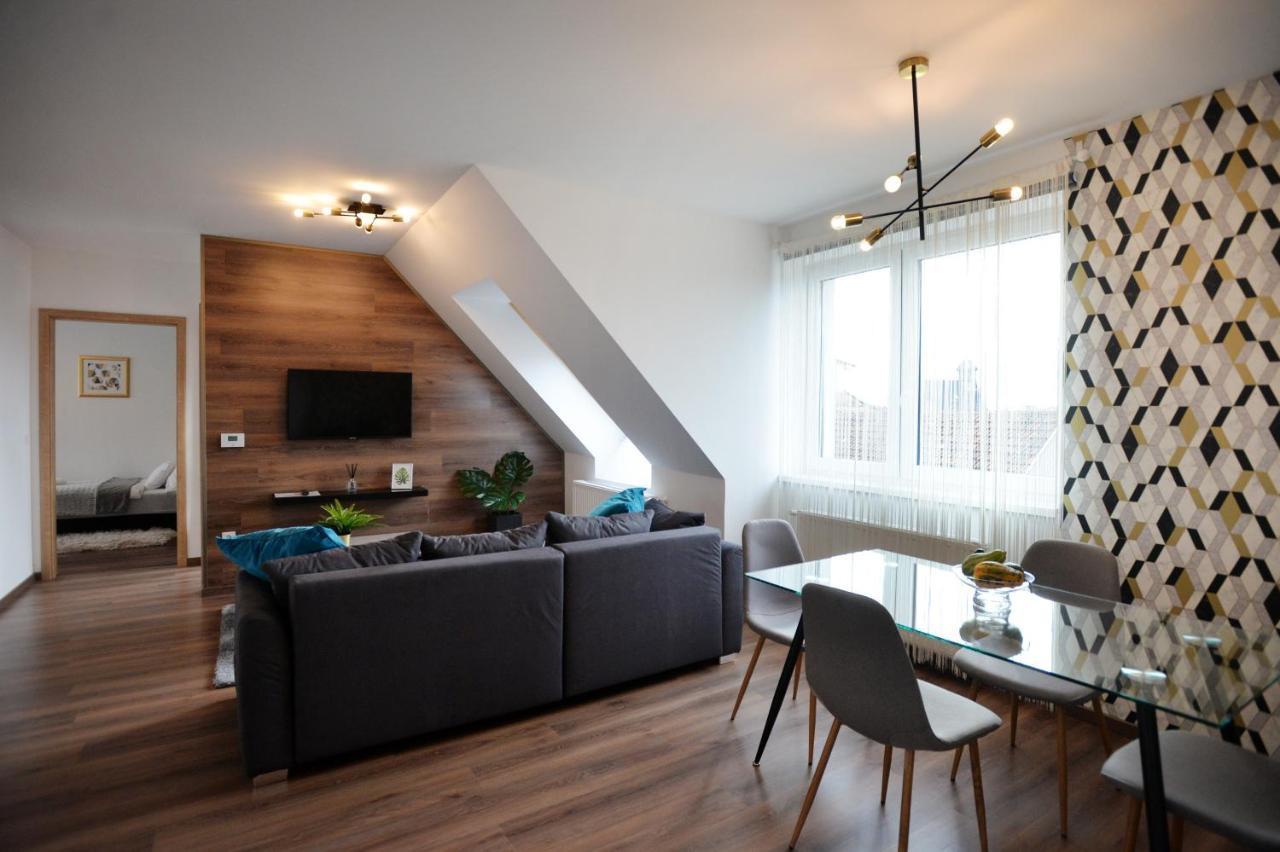 One Luxury Suites Eger Buitenkant foto