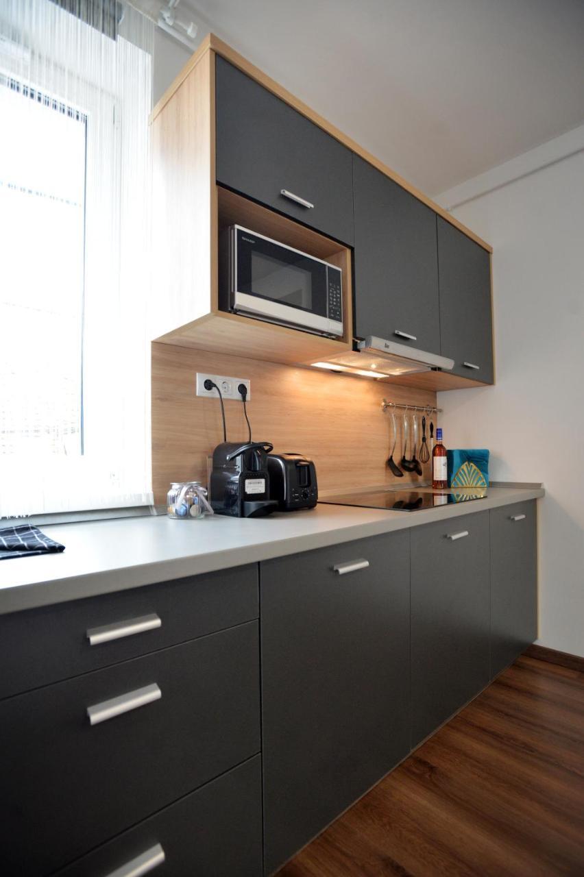 One Luxury Suites Eger Buitenkant foto
