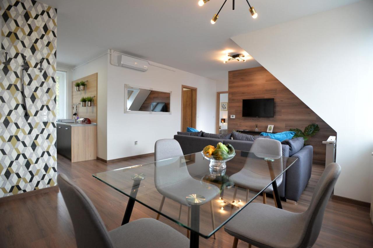 One Luxury Suites Eger Buitenkant foto